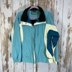 L.L. Bean, Women's Blue and Cream Ski Jacket. Size Medium. Good used condition!